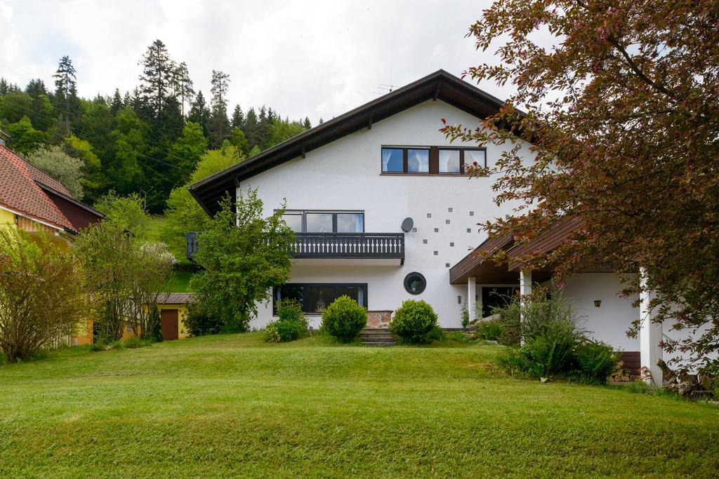 Hotel Schwarzwaldschaefer Enzklosterle Bagian luar foto
