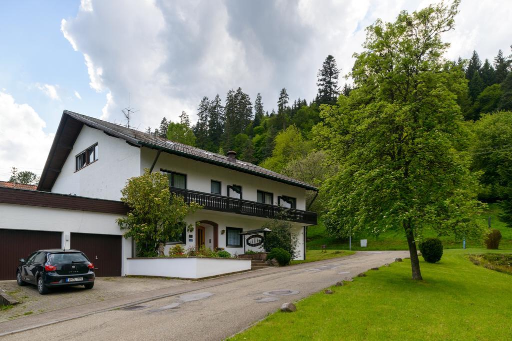 Hotel Schwarzwaldschaefer Enzklosterle Bagian luar foto